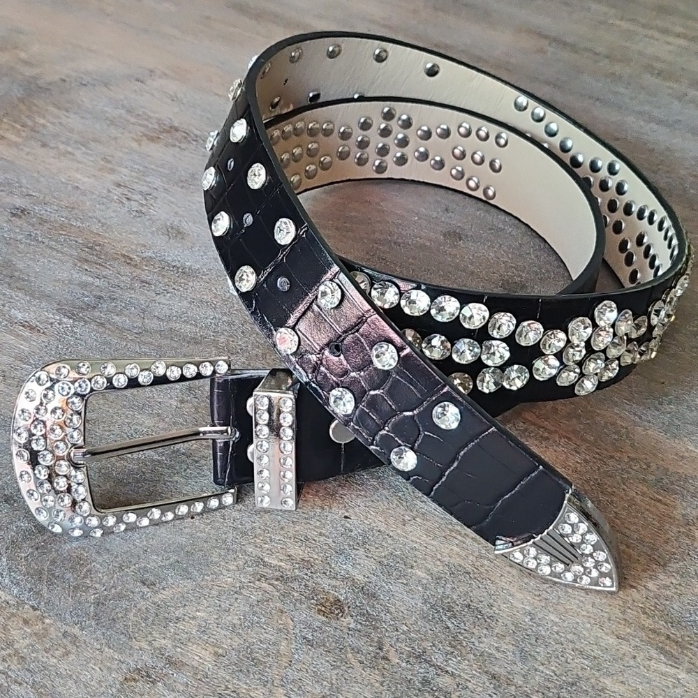 NWT Black Western Rhinestone Studded Alligator Embossed Black Belt